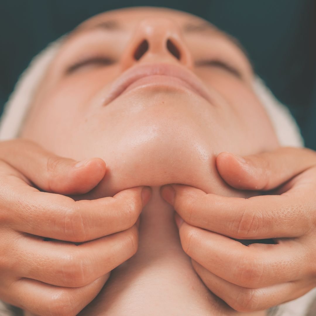 What is Neolifting Facial Sculpting & Buccal Massage?